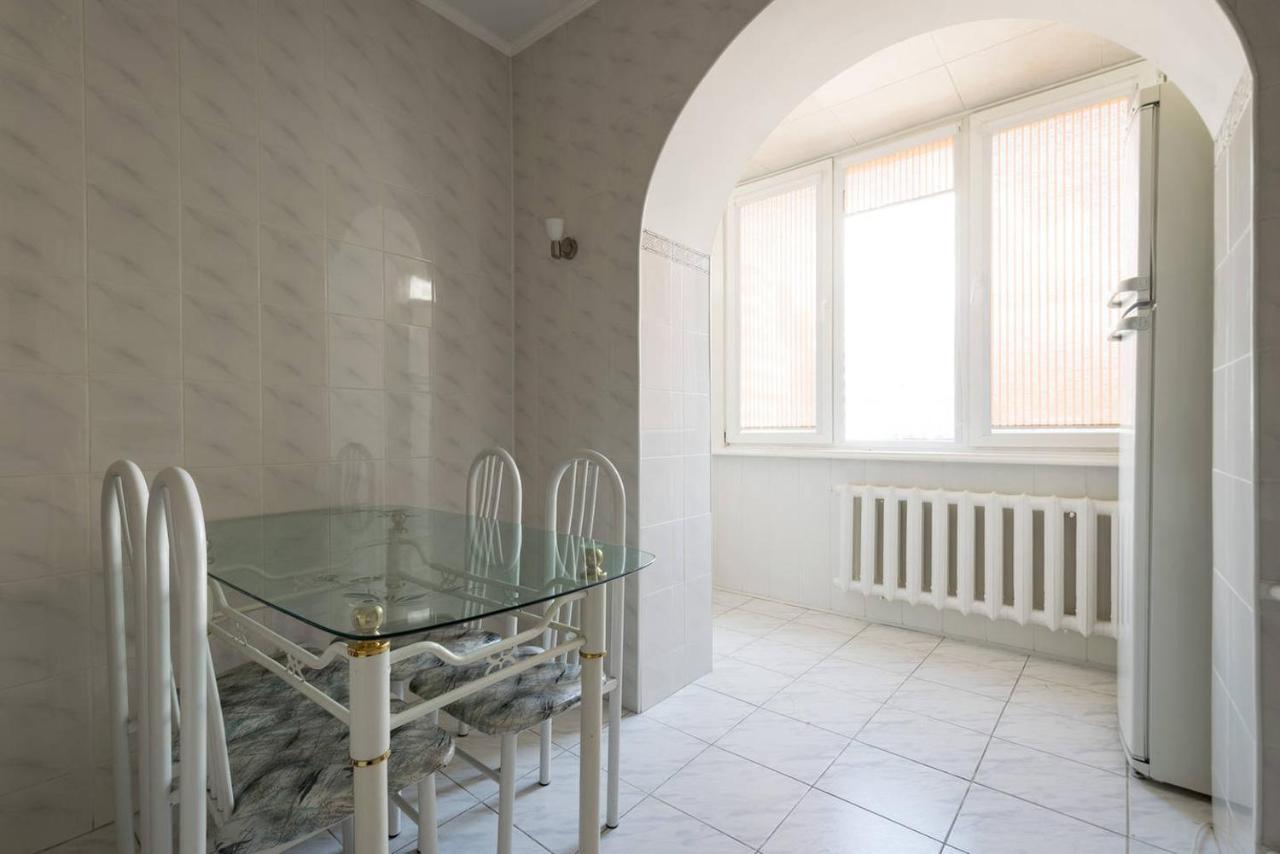 Nadezhda Apartments In Samal Almaty Ngoại thất bức ảnh