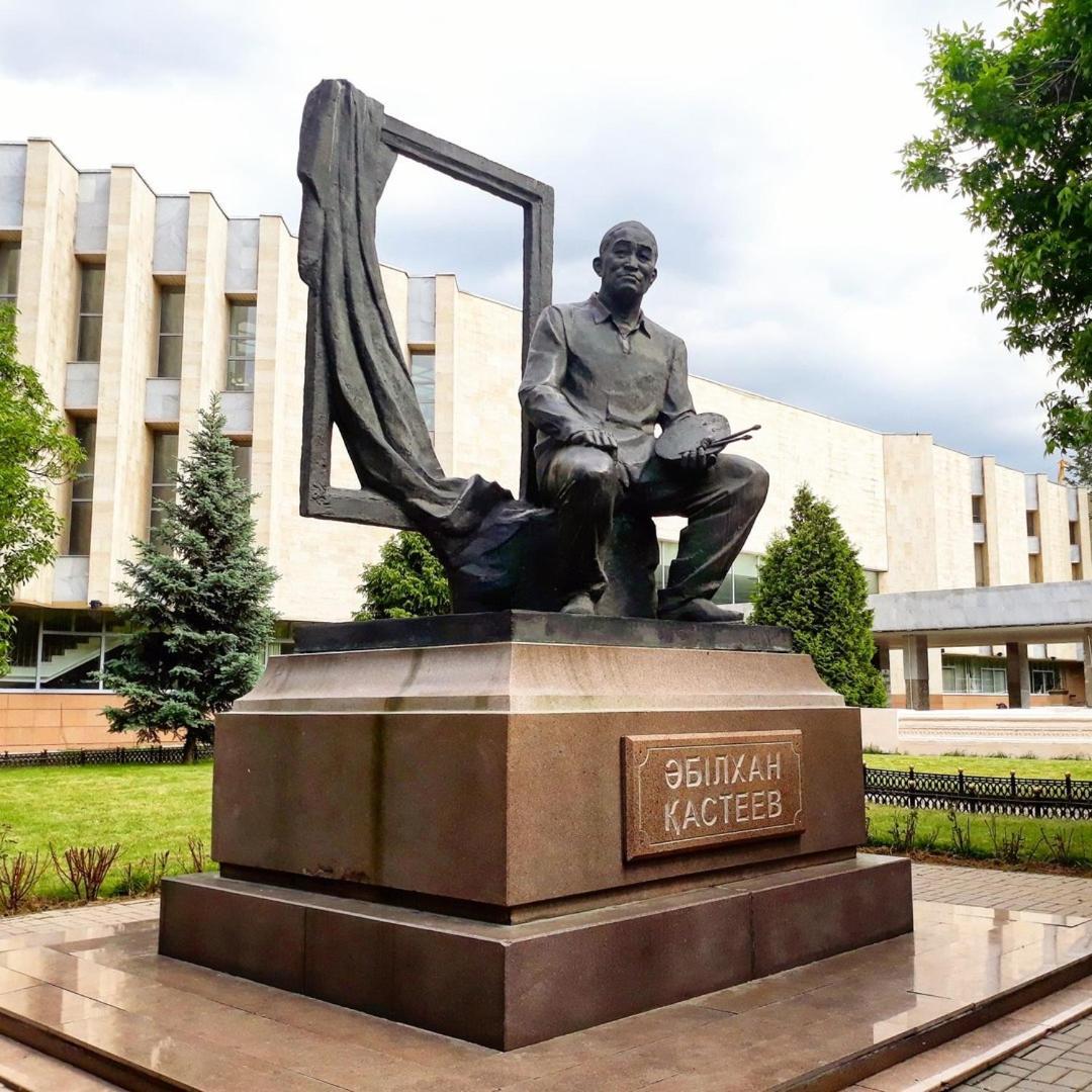 Nadezhda Apartments In Samal Almaty Ngoại thất bức ảnh